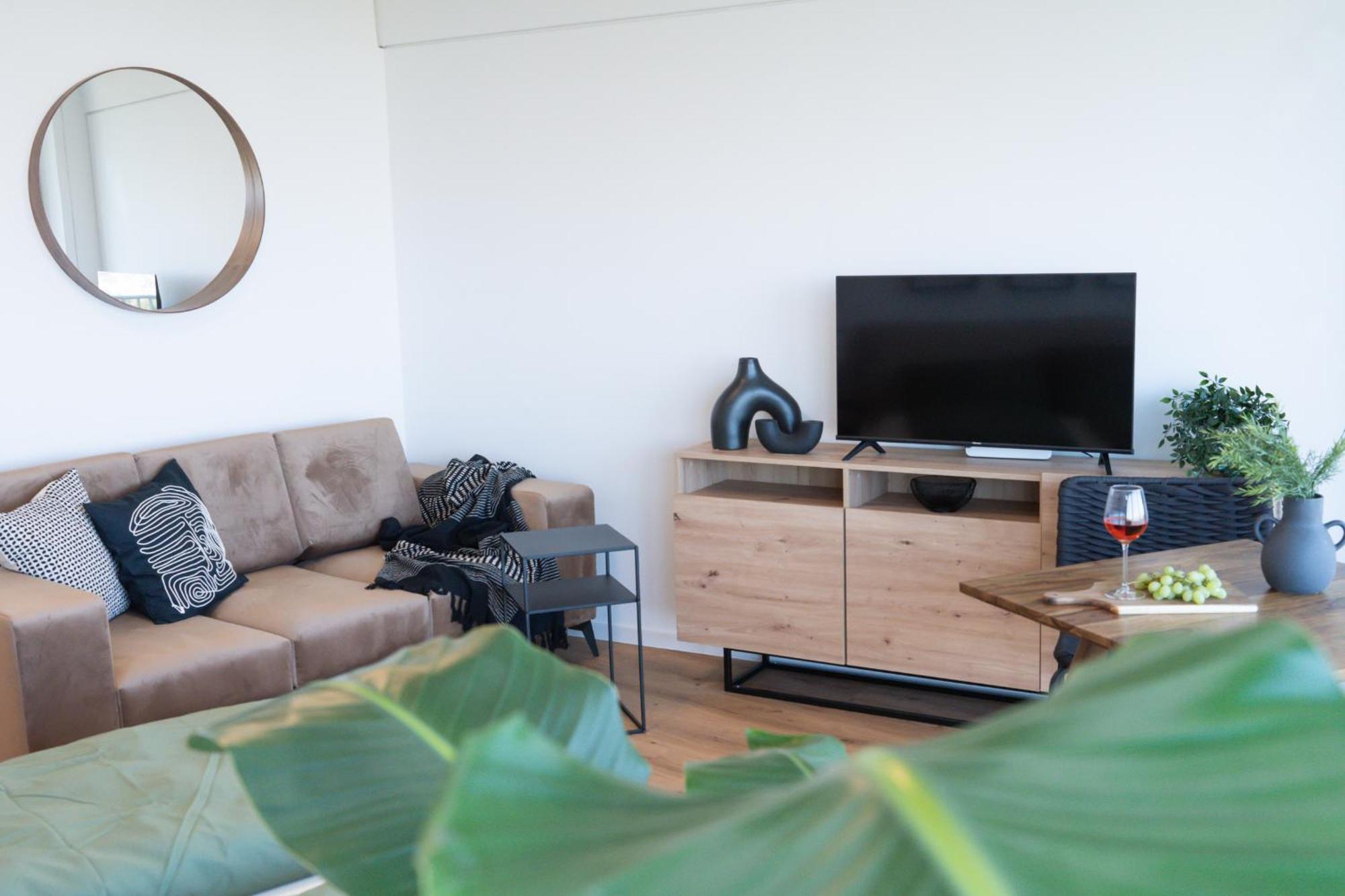 Helles Apartment Mit Tollem Blick Ueber Augsburg Bagian luar foto